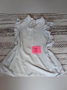 Ruffled Cap-Sleeve Blouse in White